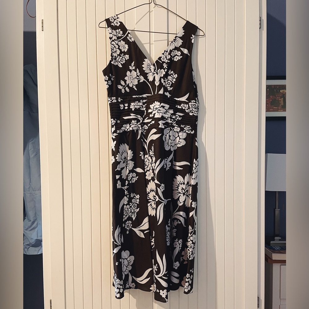 Ann Taylor Summer Dress